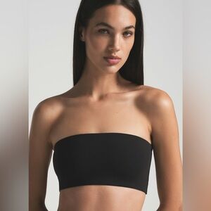 SKIMS Fits Everybody Bandeau Bra in Onyx Black Strapless